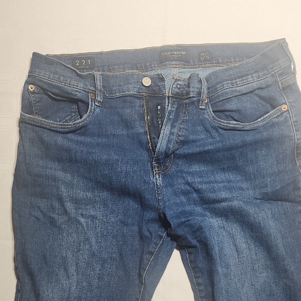 Lucky Brand Women's Classic Blue Straight Leg Jeans
